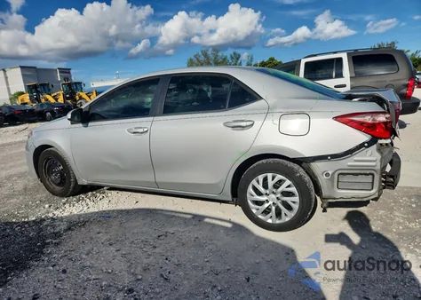 2019 Toyota Corolla L z USA, uszkodzony, nr VIN 5YFBURHE6KP947294